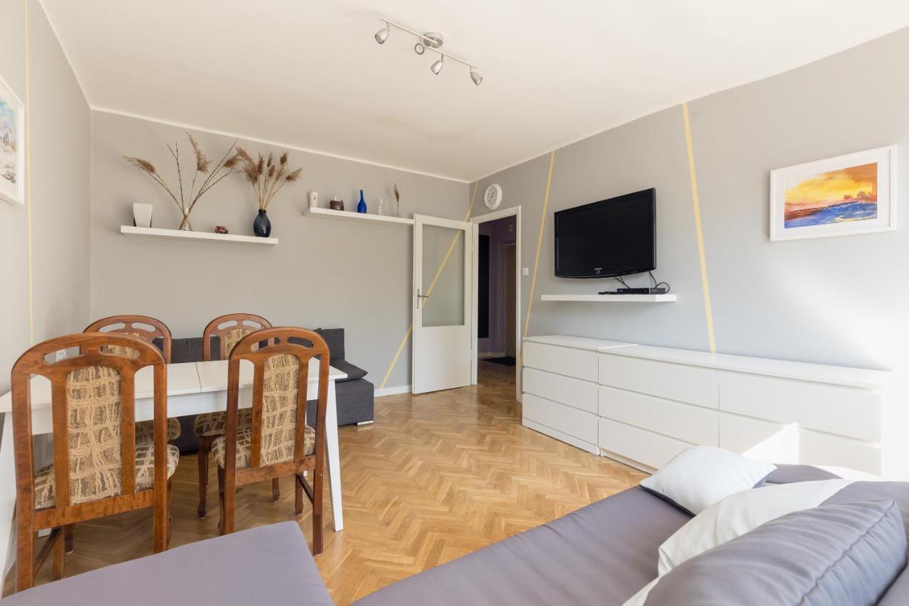 Krasinski Garden 2-Bedroom Apartament ワルシャワ エクステリア 写真