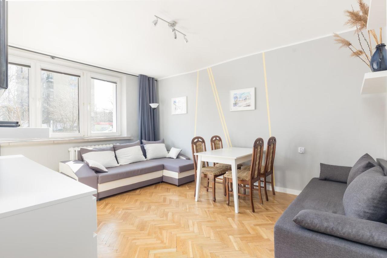 Krasinski Garden 2-Bedroom Apartament ワルシャワ エクステリア 写真