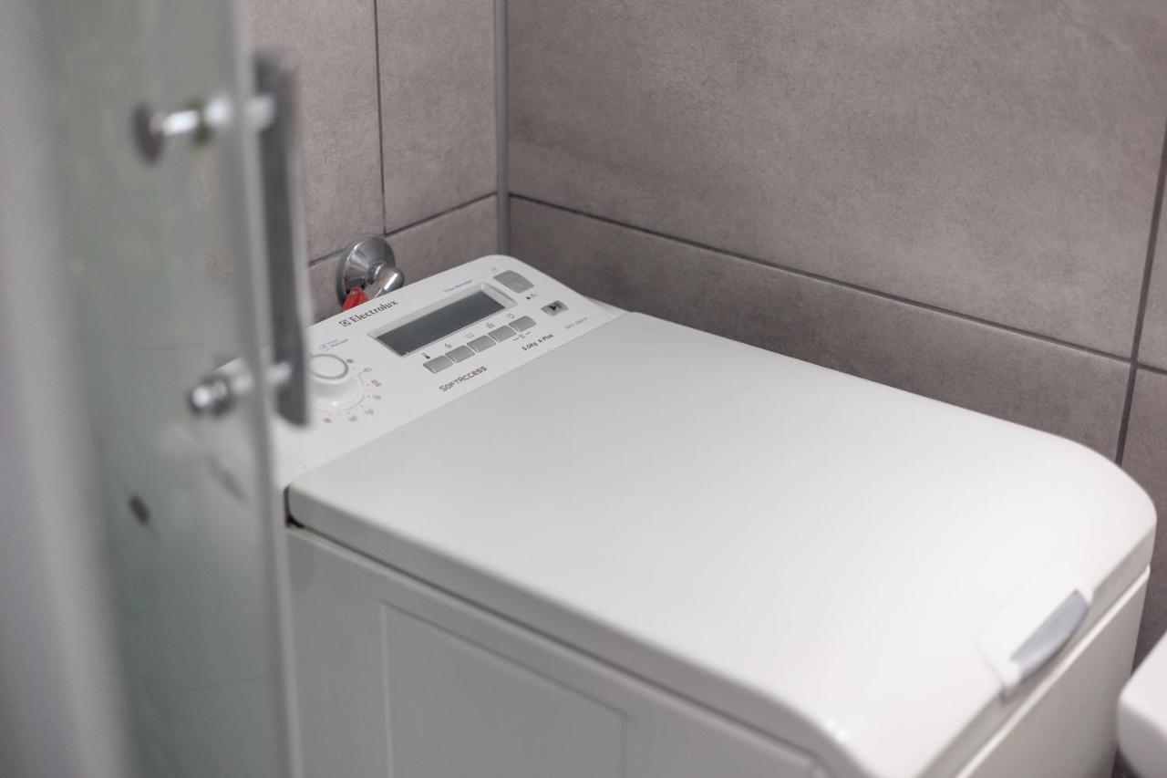 Krasinski Garden 2-Bedroom Apartament ワルシャワ エクステリア 写真
